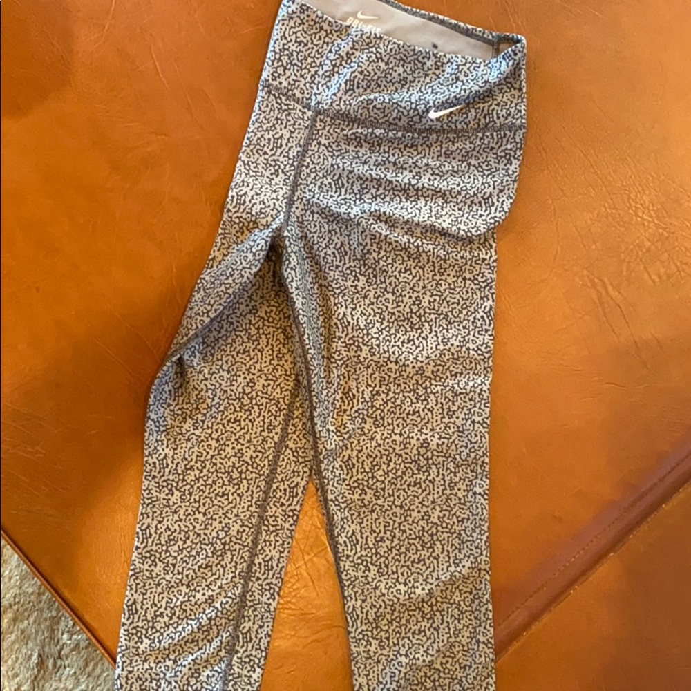 Women’s Capri Drifit Leggings